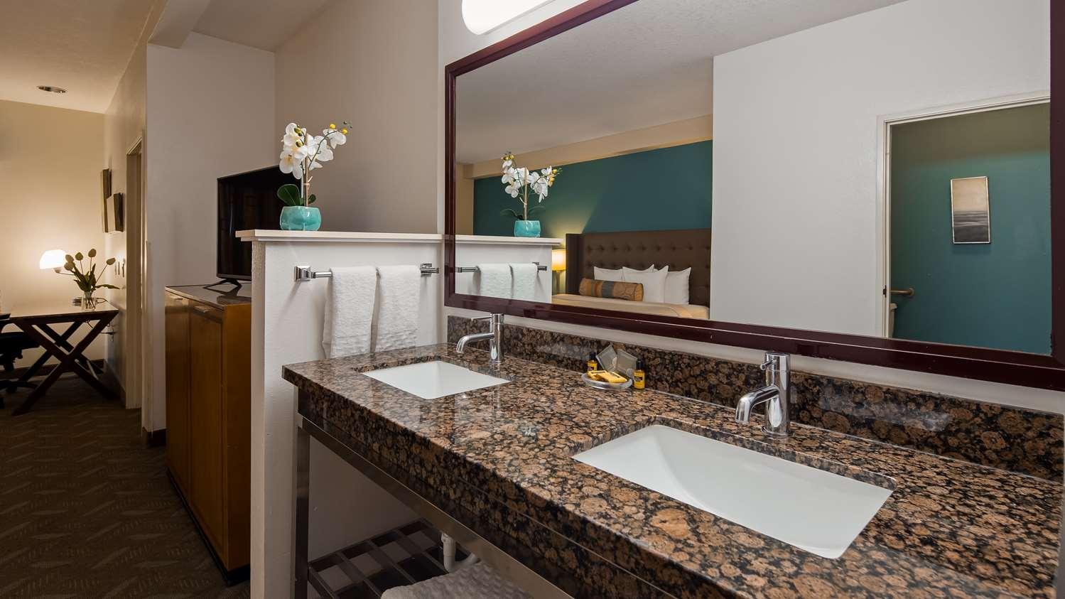 Best Western Plus Liberty Lake Inn Spokane Valley Buitenkant foto